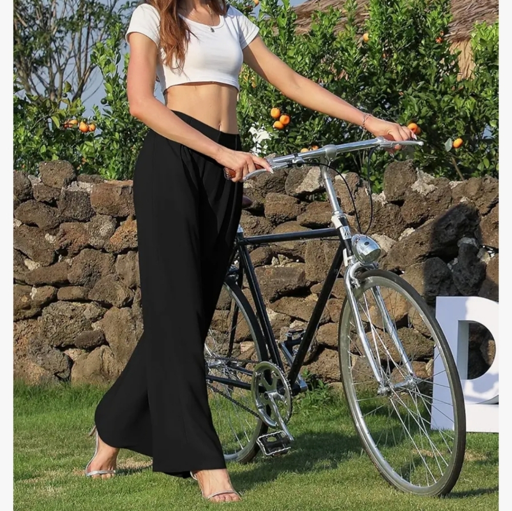 Elegant Black Wide-Leg Women's Pants